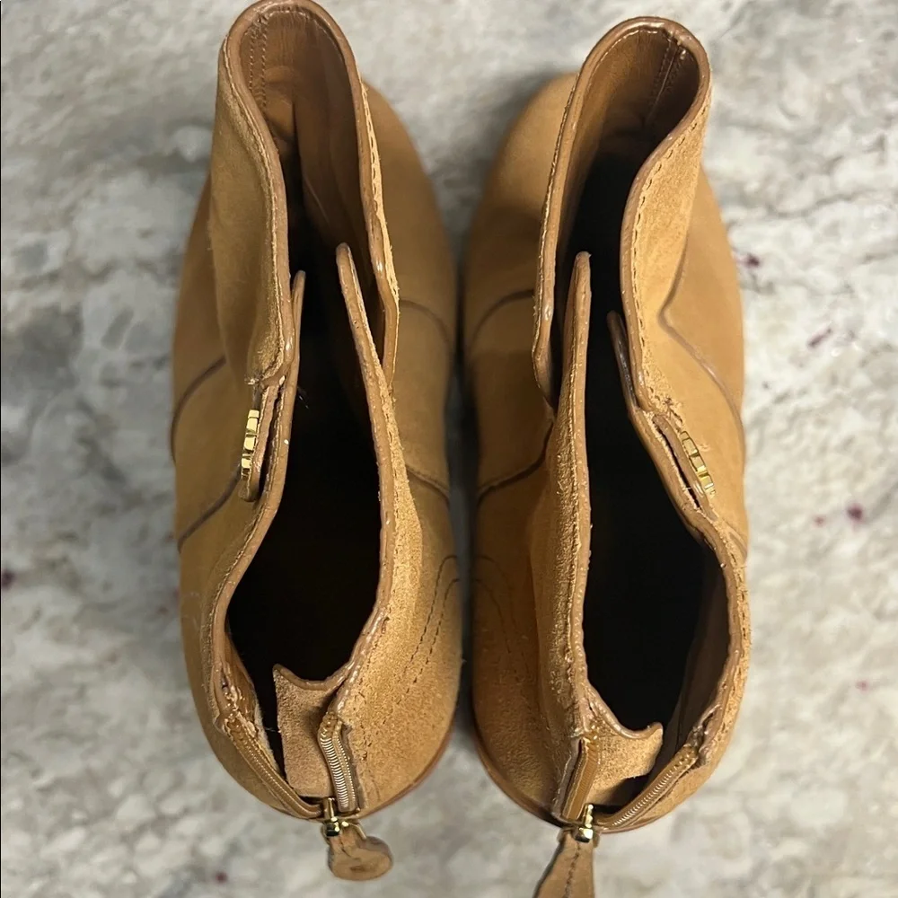 Tory Burch Women’s SabeCamel Suede Heeled Boots 9.0